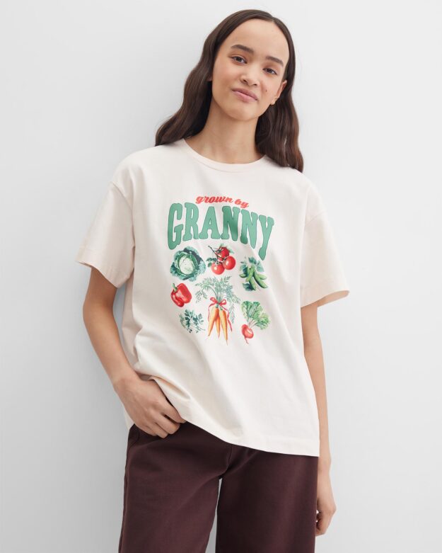 Футболка свободная "Granny" бежевая